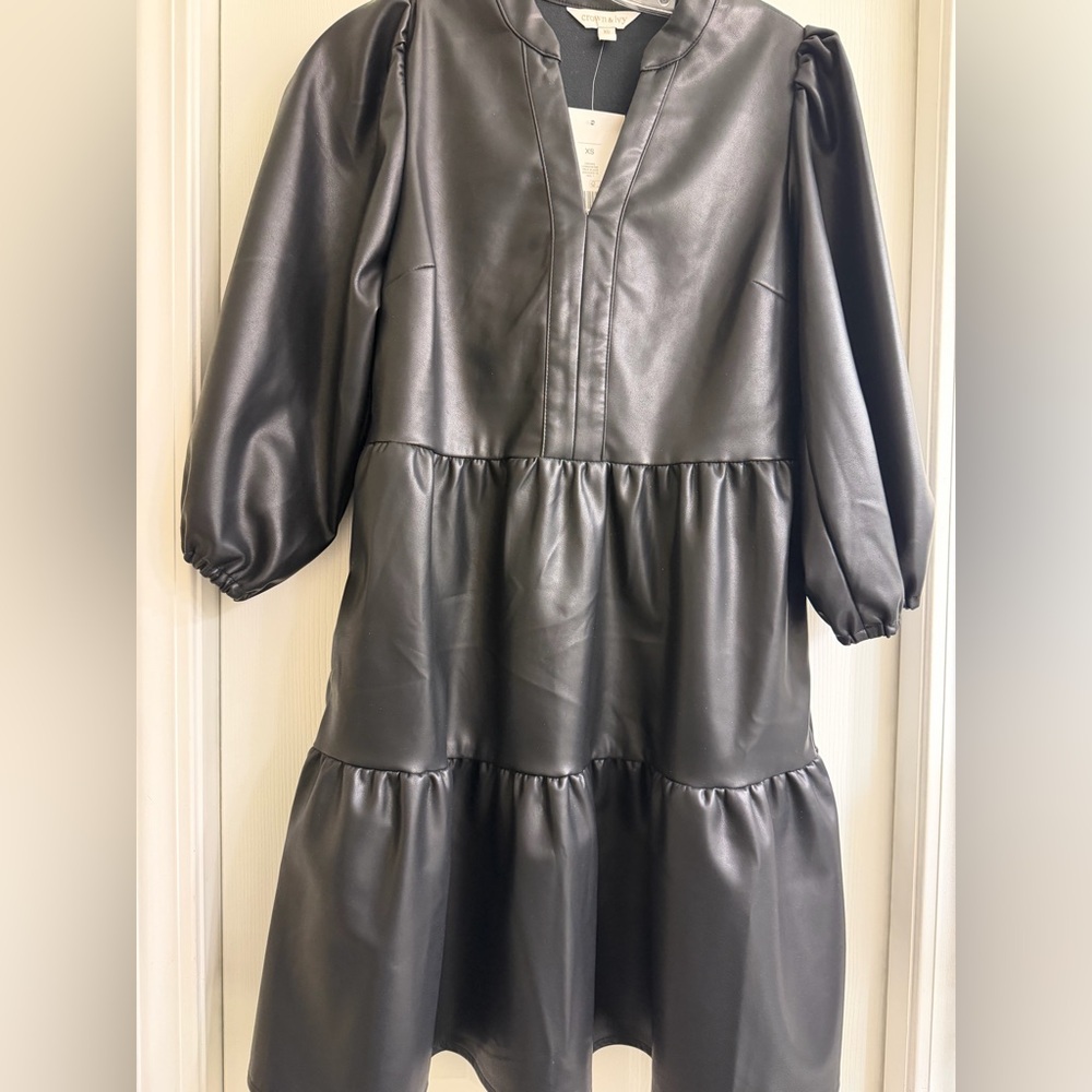 Crown & Ivy Black Long Sleeve Tiered Dress